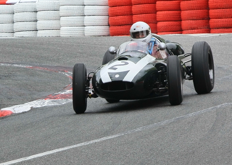 Rod JOLLEY-04.JPG - Rod JOLLEY /Cooper T45/51---Joli contrebraquage !